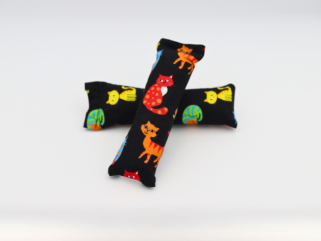 Crinkle Kickers! - Meow Avenue Cat Store