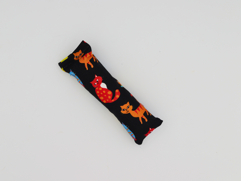 Crinkle Kickers! - Meow Avenue Cat Store