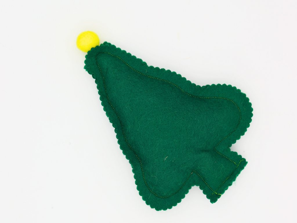 Catmas Tree - Meow Avenue Cat Store