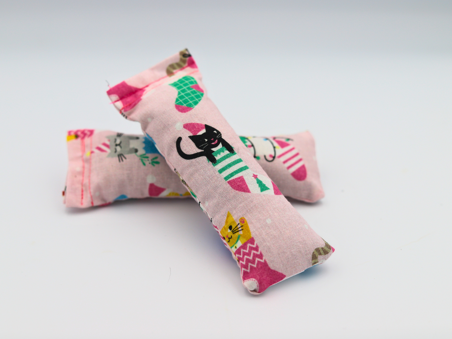 Catmas Kicker - Meow Avenue Cat Store