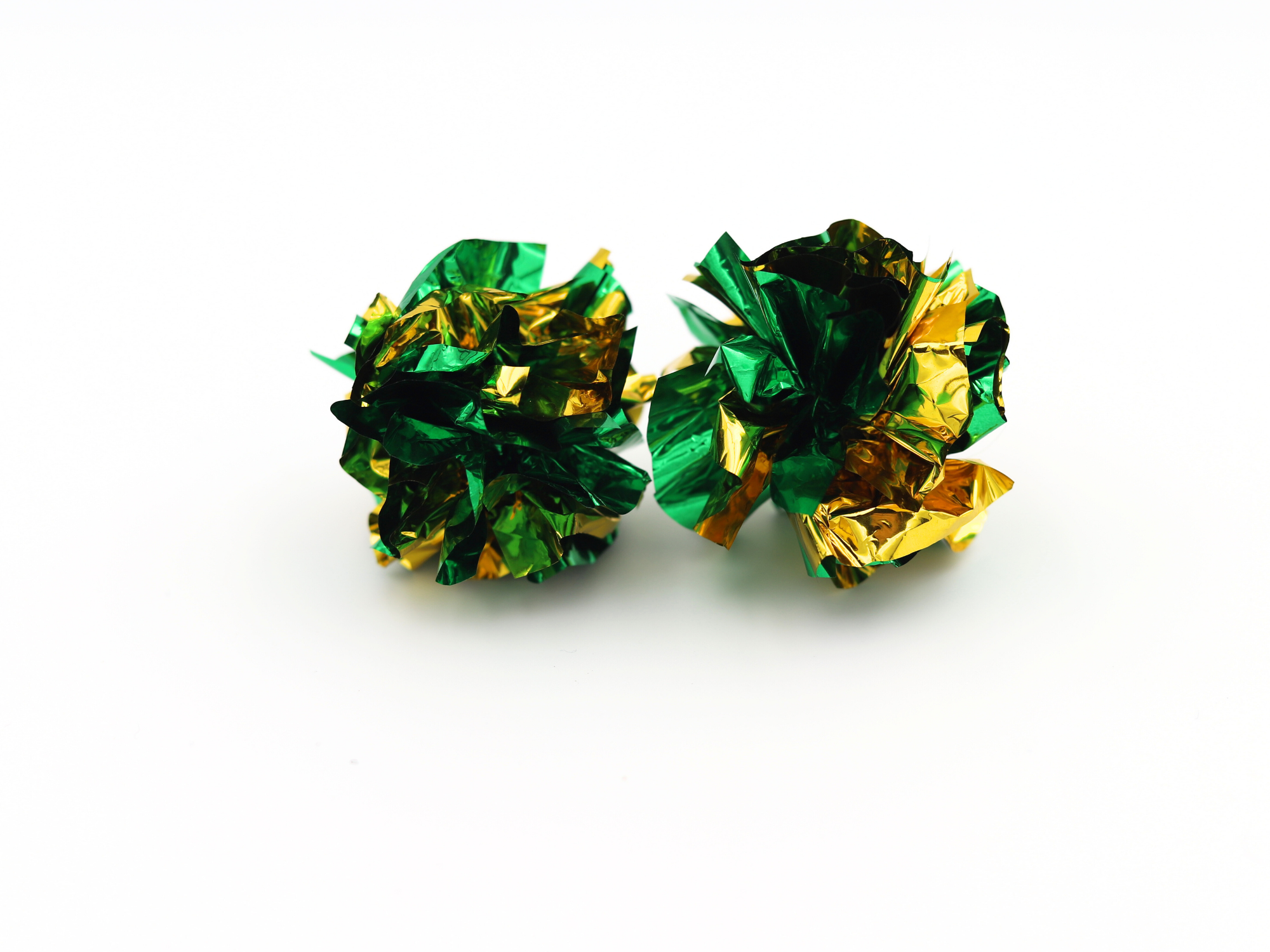 Crinkle Madness! - Meow Avenue Cat Store