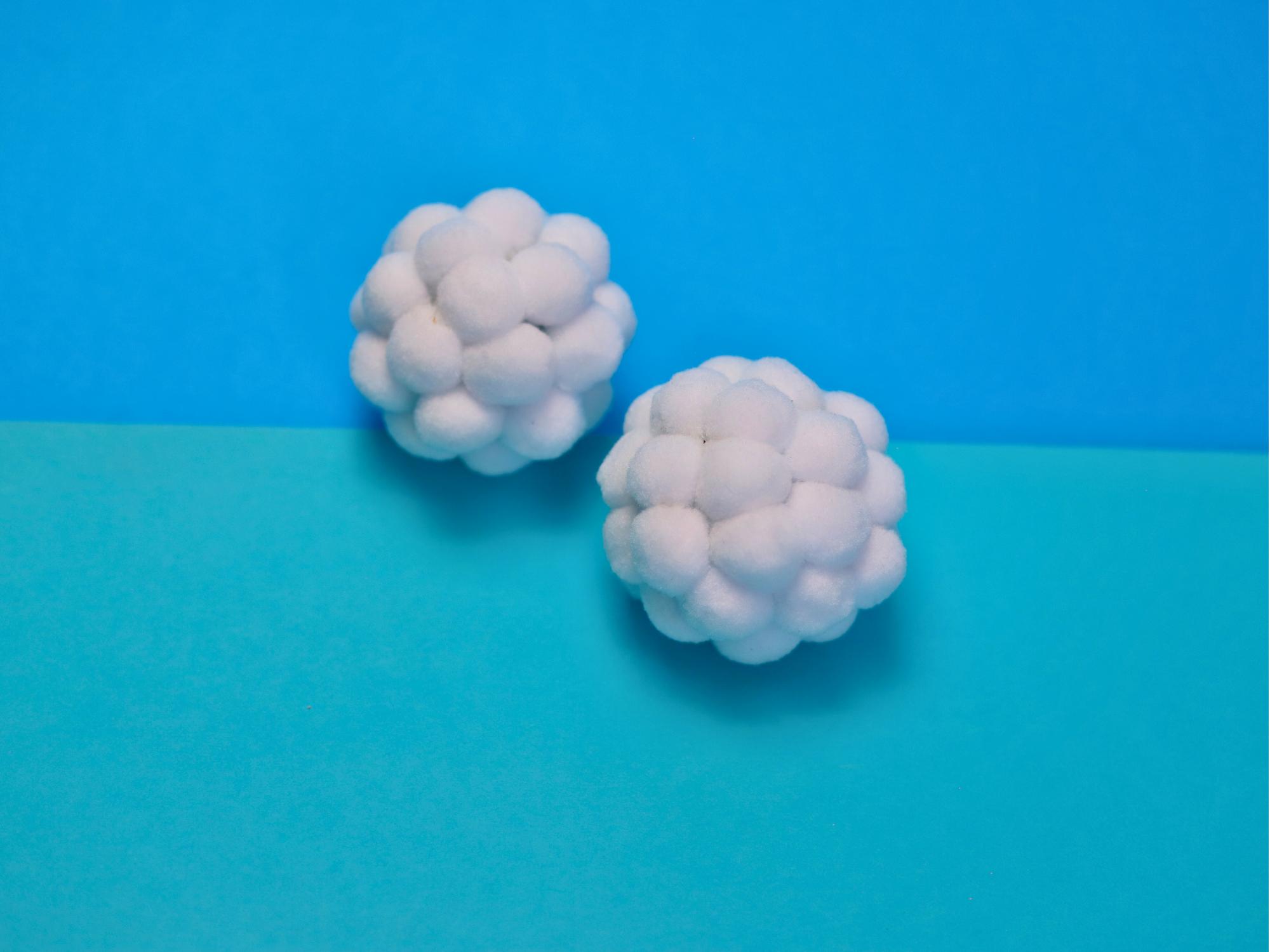 Meow Pom Balls - Meow Avenue Cat Store