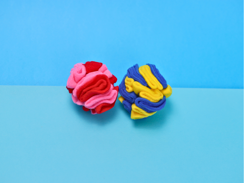Hide & Seek Felt Balls - Meow Avenue Cat Store